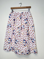 Load image into Gallery viewer, Vintage White Floral Skirt - M
