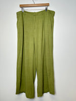 Load image into Gallery viewer, Primark Green Pants - 16
