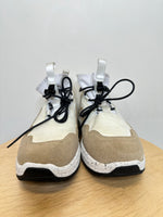 Load image into Gallery viewer, Suicoke Cream/Beige Sneakers - W9.5
